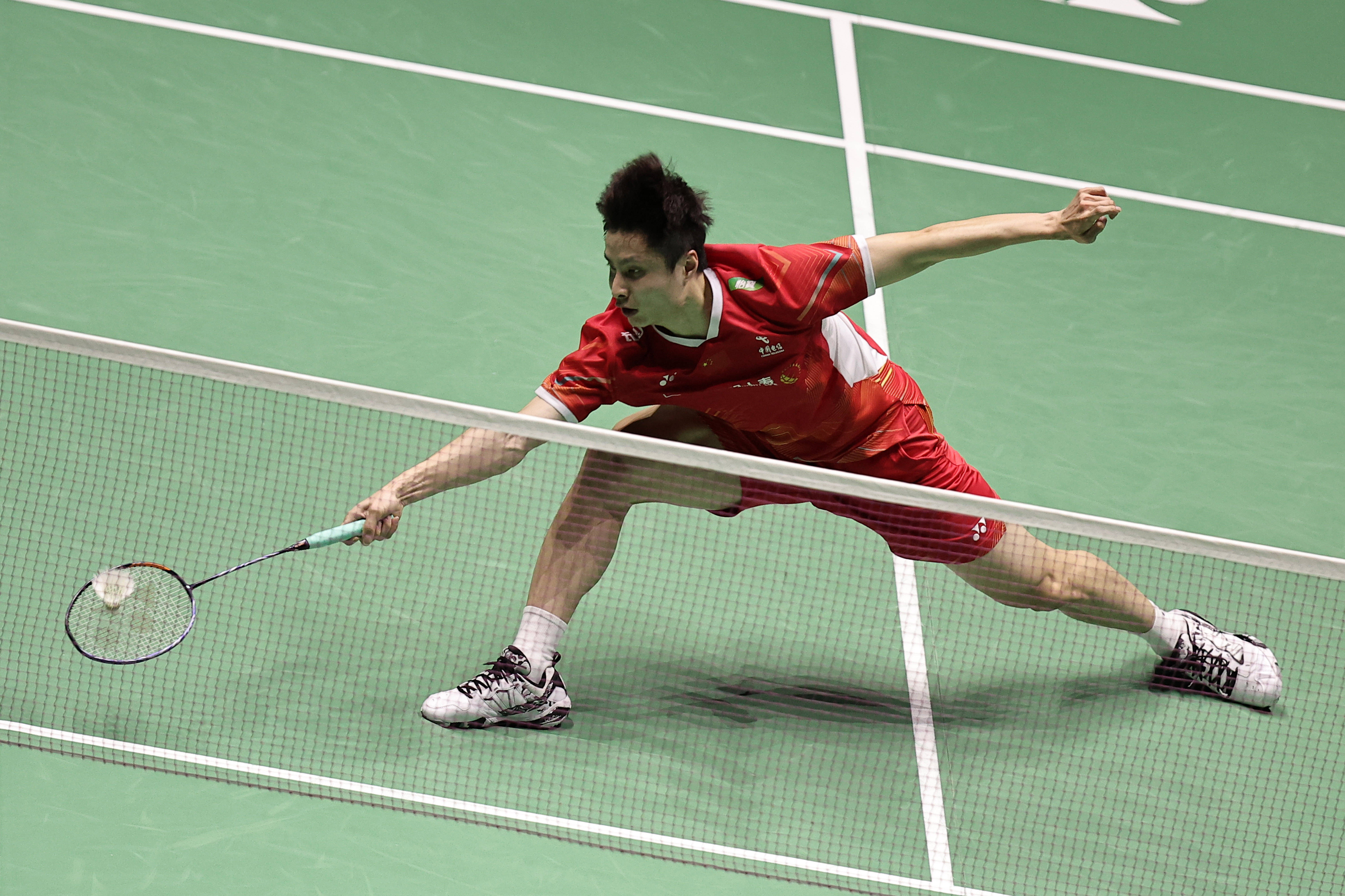 羽毛球热度飙升,网友热议不断 羽毛球热度飙升,网友热议不断