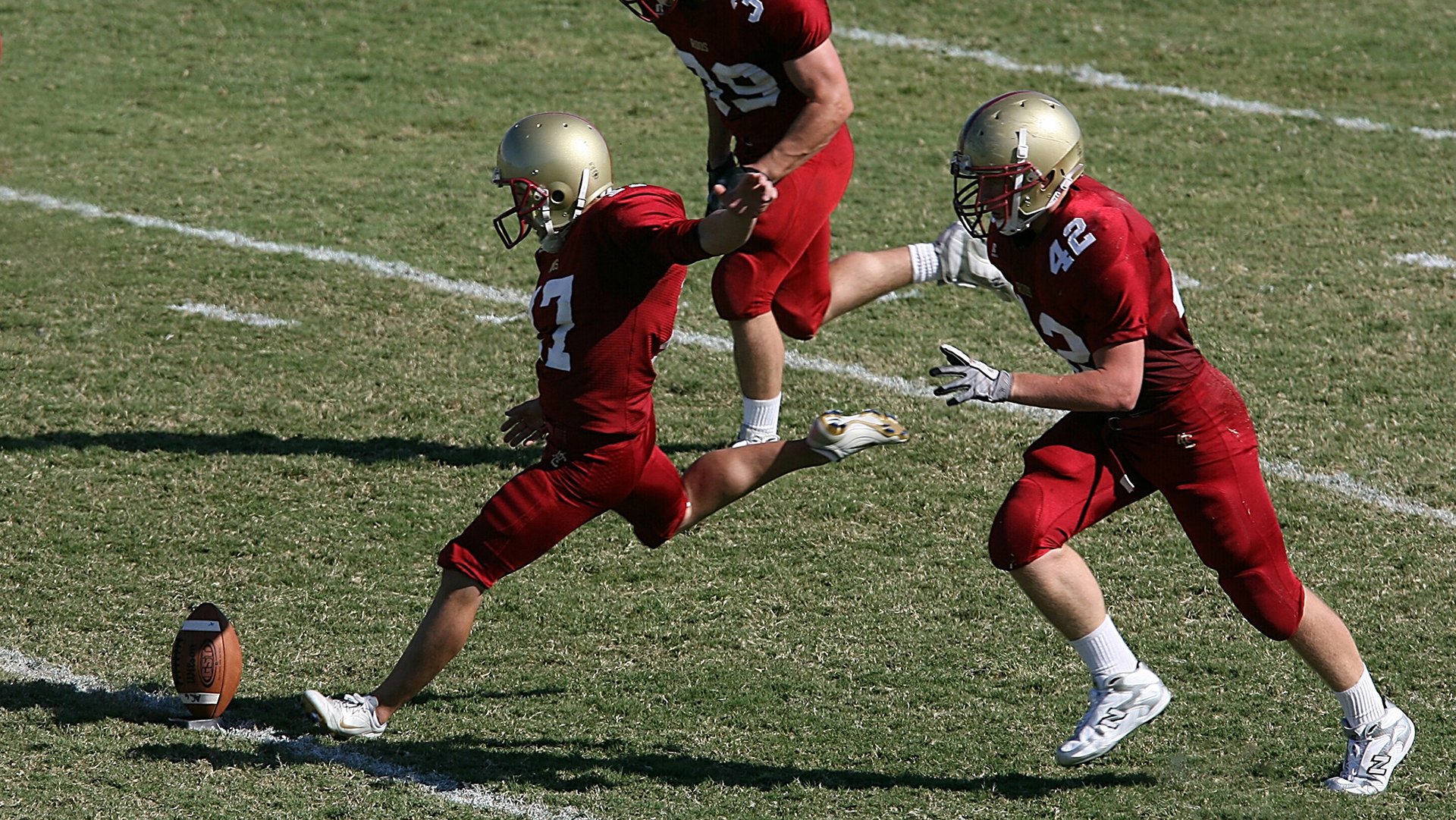 逆袭神话与个人英雄主义，从几内亚掀翻比利时到格纳布里西甲德比封神