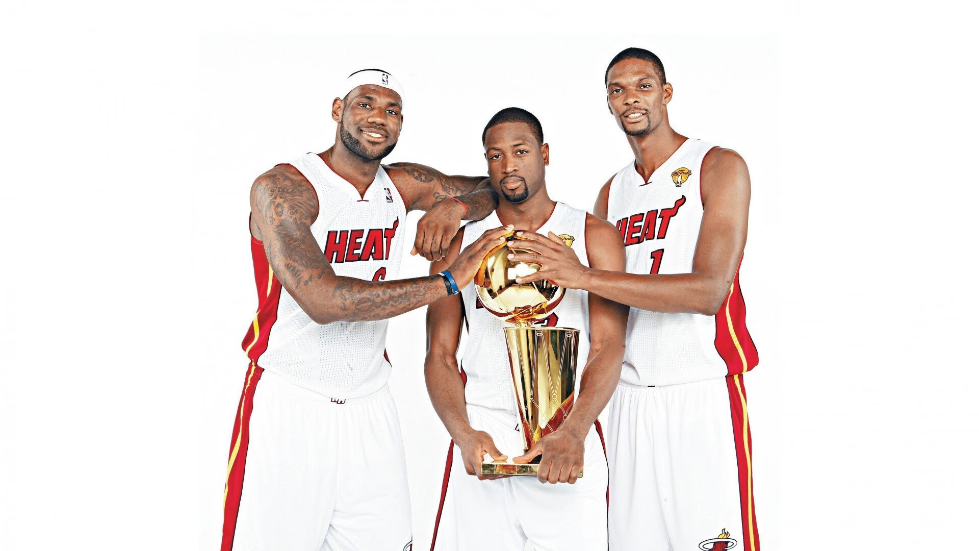 铁血特奥数据霸屏！压哨时刻冰岛利刃出鞘，绝杀紫百合史诗之夜