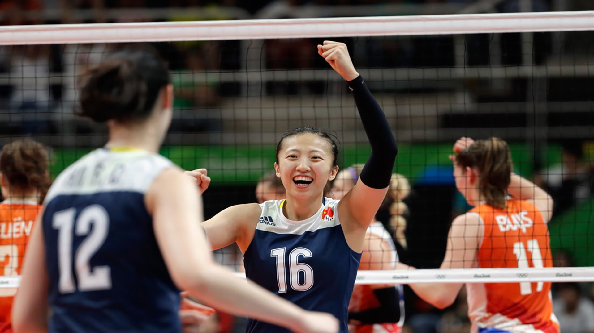 迪亚斯掌控全场，澳大利亚完胜瑞典挺进2026世界杯